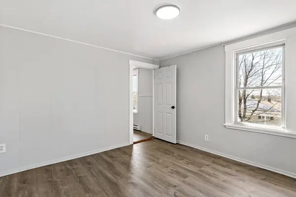 63 West Carpenter St #2F, Attleboro, MA 02703