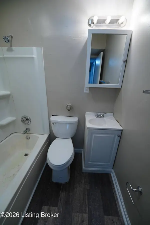 1623 Brick Kiln Ln #3, Louisville, KY 40216