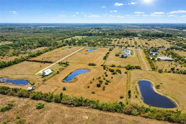 6430 69th ST, Vero Beach, FL 32967