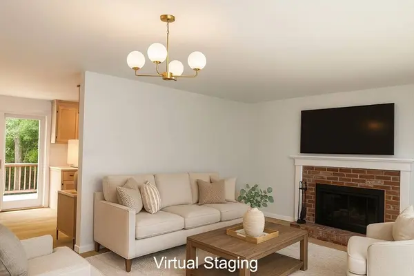 19 Oriole Ln, Barnstable, MA 02648