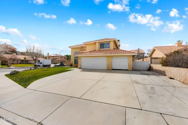 36501 Crimson CT, Palmdale, CA 93550