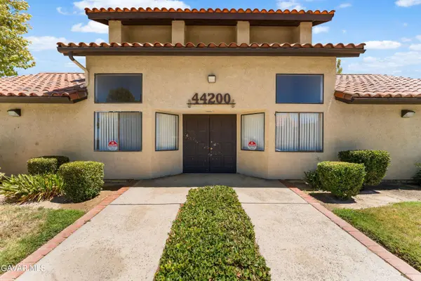 44200 Kingtree AVE #Unit 19