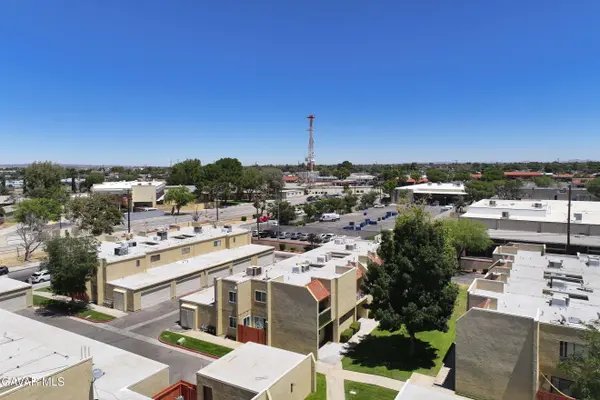 44200 Kingtree AVE #Unit 19, Lancaster, CA 93534