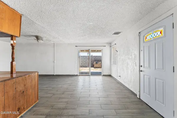 20116 Neuralia RD, California City, CA 93505