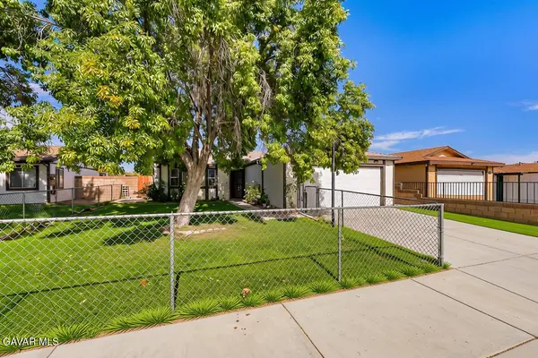 2233 Morningside AVE, Lancaster, CA 93535