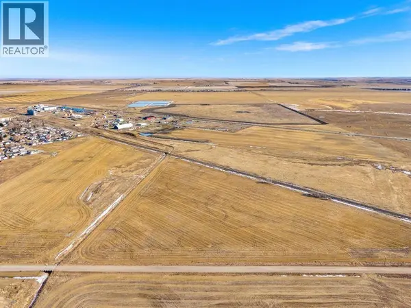 18 Acres, 1200 Range Road 261, Beiseker, AB T0M0G0