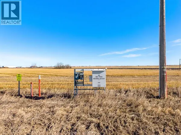 18 Acres, 1200 Range Road 261, Beiseker, AB T0M0G0