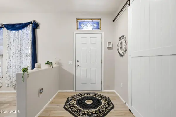 18180 N SHIMMER Lane, Surprise, AZ 85374