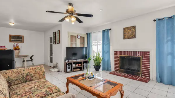 4267 E Sunny Dunes RD, Palm Springs, CA 92264