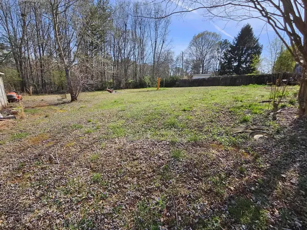 221 Norris RD, Spartanburg, SC 29303