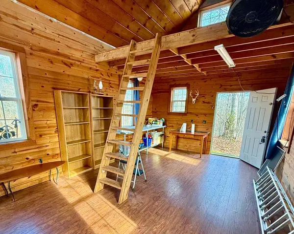 24.89 Ac Red Bud Ln, Hilham, TN 38568
