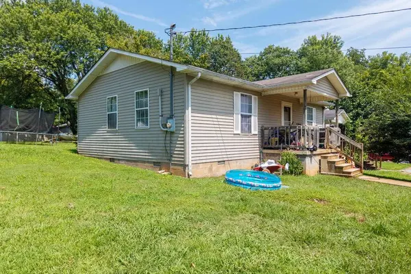 260 Mountain St, Doyle, TN 38559-1124