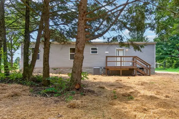 1498 Hensley Chapel Rd, Sparta, TN 38583