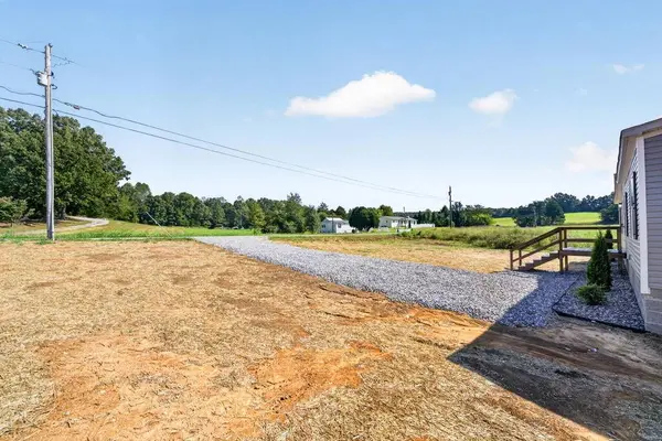 197 Petty Rd, Sparta, TN 38583