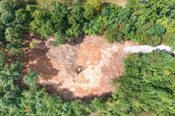 205 High Flats Rd, Monterey, TN 38574