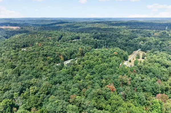 205 High Flats Rd, Monterey, TN 38574