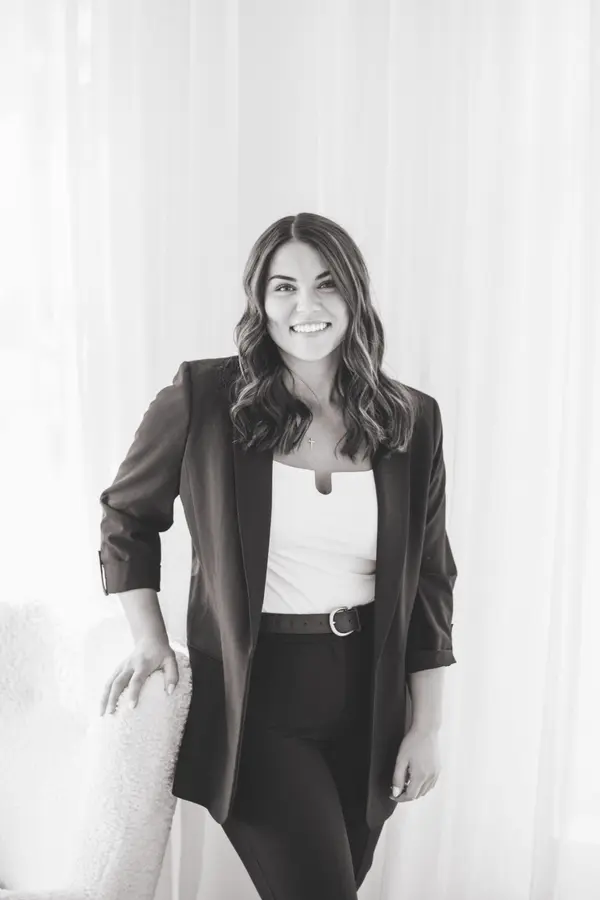 Elyse Muehlhauser Agent Webpage Photo