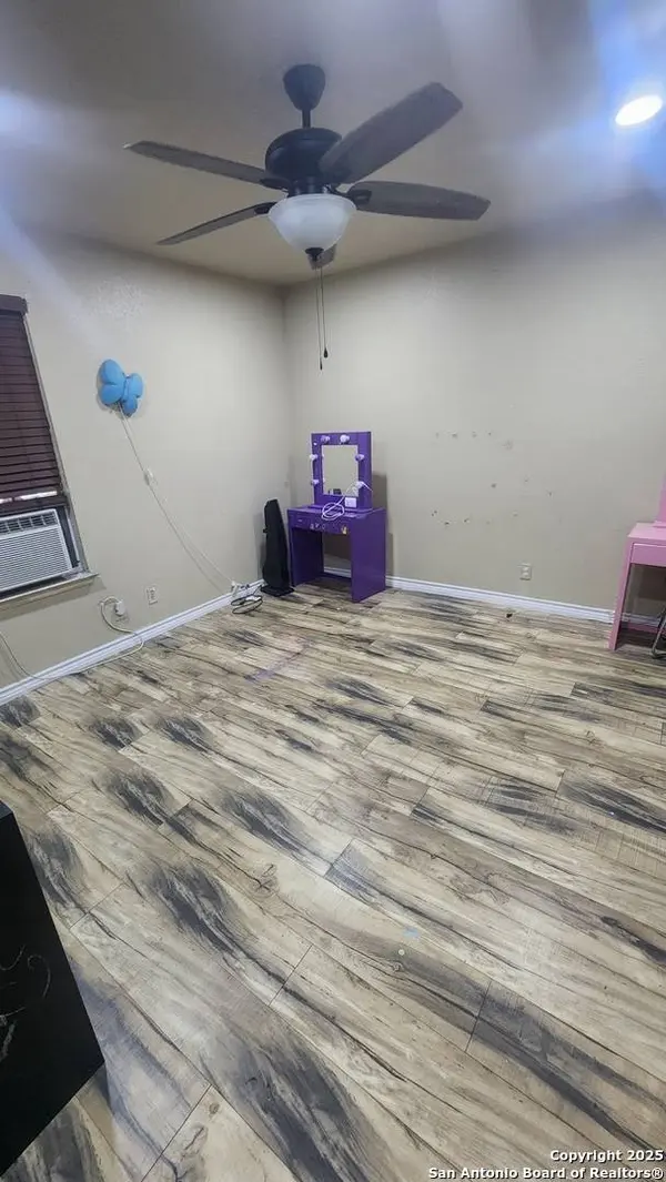 139 Grapeland, San Antonio, TX 78214