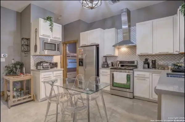 1542 N Alamo UNIT UNIT 203, San Antonio, TX 78215