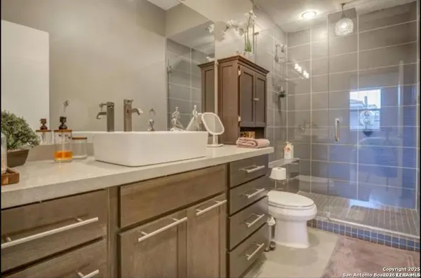 1542 N Alamo UNIT UNIT 203, San Antonio, TX 78215