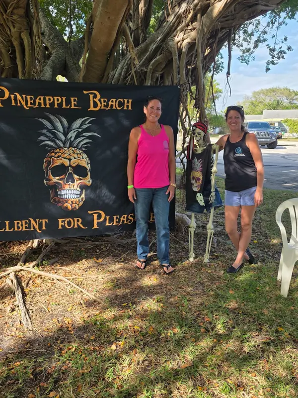 Mac & Cheese-Off in Lake Worth Beach | Sunset Ridge Park Neighborhood Food Festival,Twins Selling The Palm Beaches