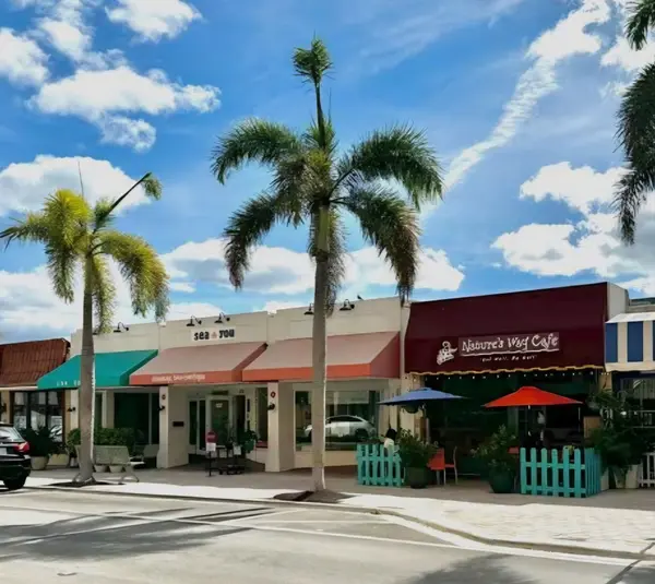 Weekend Itinerary: 48 Hours in Lake Worth Beach,Twins Selling The Palm Beaches