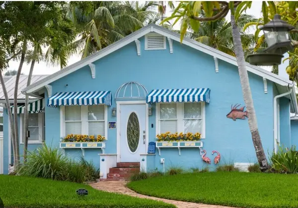 Memorial Park Lake Worth Beach: Classic Florida Living with Local Heart,Twins Selling The Palm Beaches