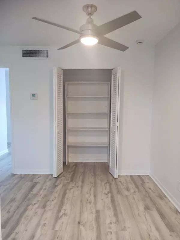 640 SE 2nd AVE 202, Boynton Beach, FL 33435