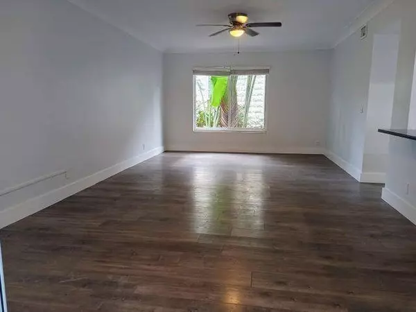 15 S Palmway 13, Lake Worth Beach, FL 33460