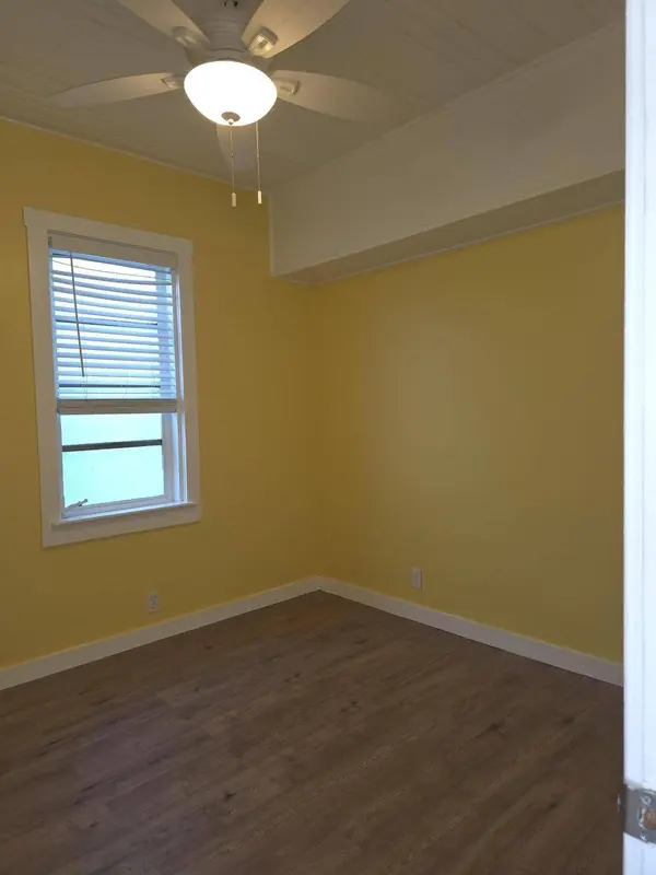 329 S M ST, Lake Worth Beach, FL 33460
