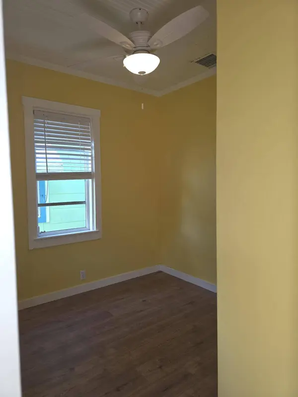 329 S M ST, Lake Worth Beach, FL 33460