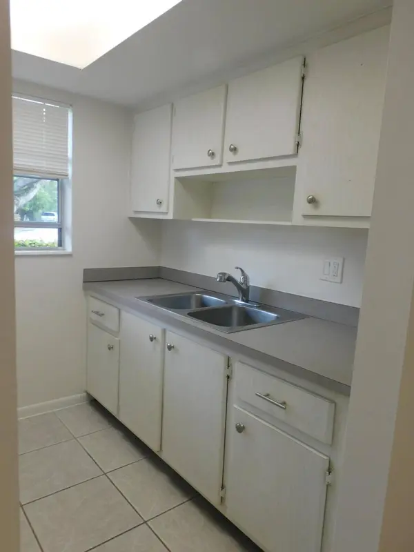 640 SE 2nd AVE #103, Boynton Beach, FL 33435