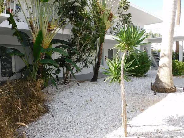 15 S Palmway, Lake Worth Beach, FL 33460