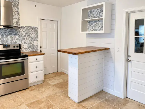 421 N Ocean Breeze, Lake Worth Beach, FL 33460