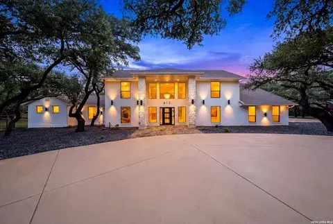 412 Cliffside Dr, Shavano Park, TX 78231-1513