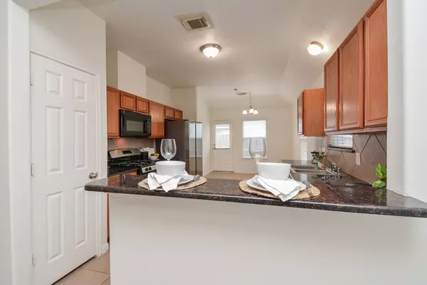 12718 Boris Cove TRL, Houston, TX 77047