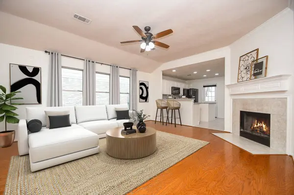 13511 Titus PT, Houston, TX 77085