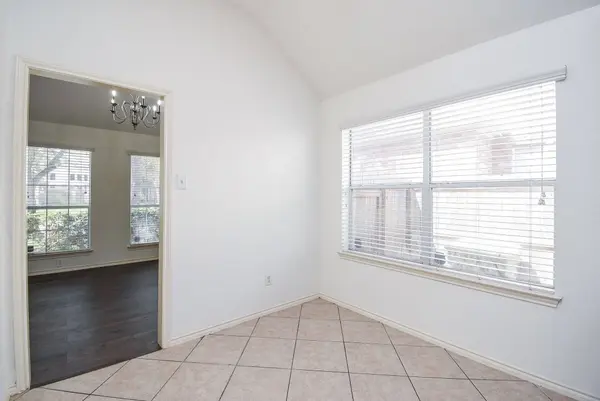 2111 Sailwind DR, Pearland, TX 77584