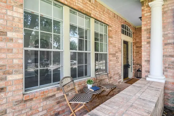 2222 Keeran Point CT, Sugar Land, TX 77498