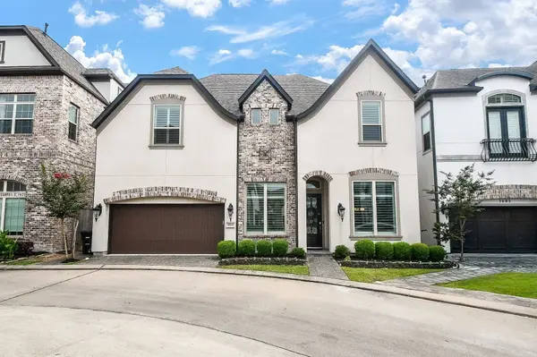 8515 S Rose Terrace LN, Houston, TX 77055