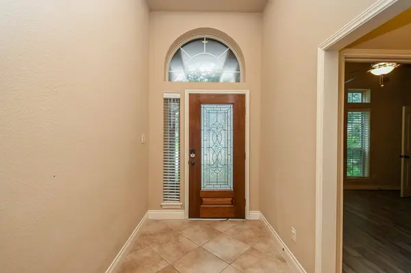 2911 Village Brook LN, Pearland, TX 77584