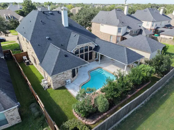 2814 Keagan Falls DR, Manvel, TX 77578