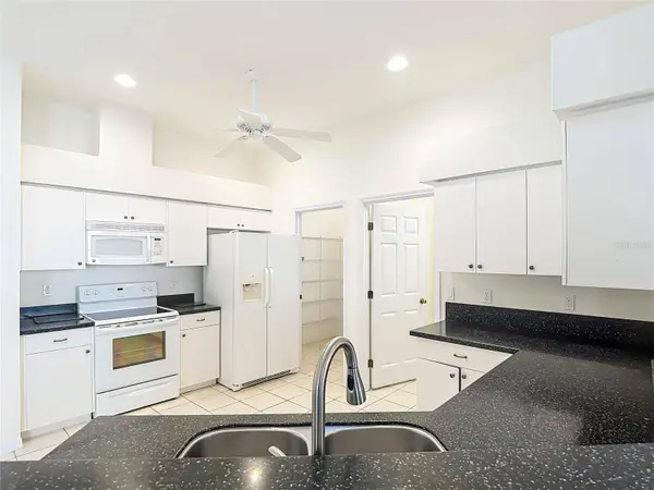 12200 PUTTER GREEN CT, New Port Richey, FL 34654