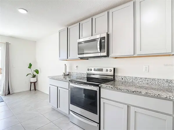 35668 DOVELAND DR, Zephyrhills, FL 33541