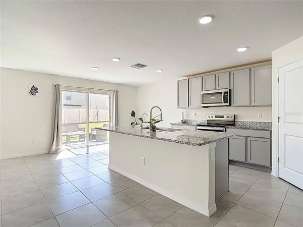 35668 DOVELAND DR, Zephyrhills, FL 33541