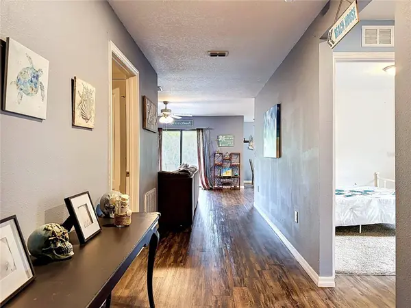 1717 CHATHAM GREEN CIR, Ruskin, FL 33570