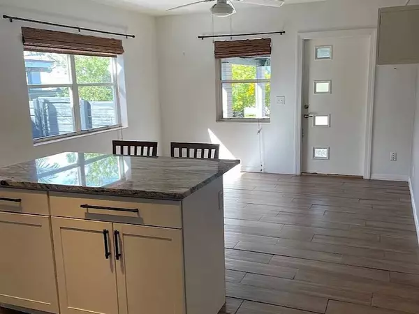 1650 14th AVE, Vero Beach, FL 32960