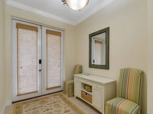 4180 E 16th SQ, Vero Beach, FL 32967