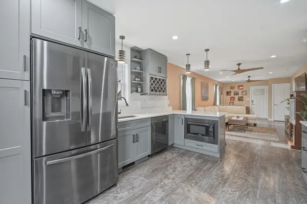 600 Cincinnati Ave, Egg Harbor City, NJ 08215-2112