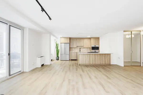 101 S Plaza Pl #601, Atlantic City, NJ 08401